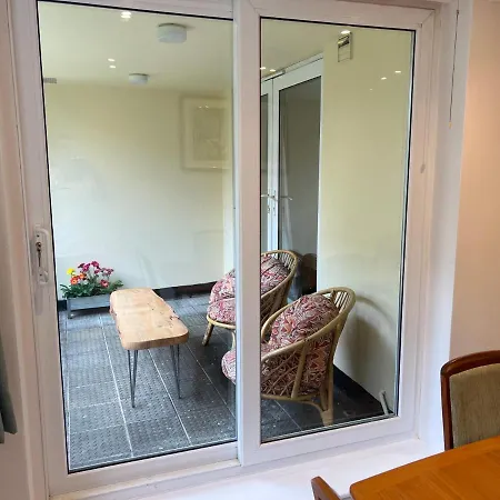 One Queens Gardens, Sea View Apartment, Eastbourne. Buitenkant foto