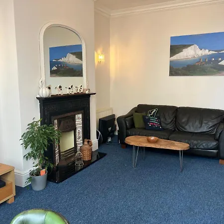 One Queens Gardens, Sea View Apartment, Eastbourne. Buitenkant foto