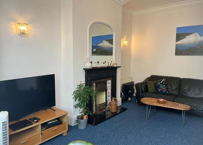 One Queens Gardens, Sea View Apartment, Eastbourne.